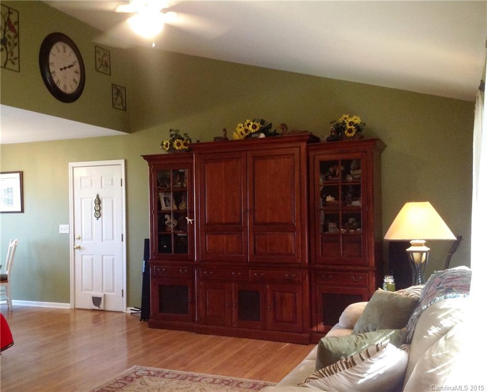 Brook Cove - Residential