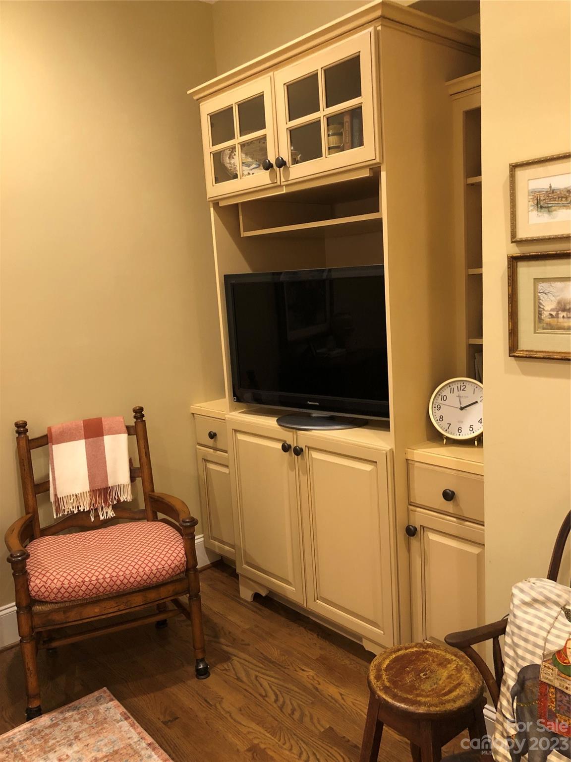 Straus Park - Residential