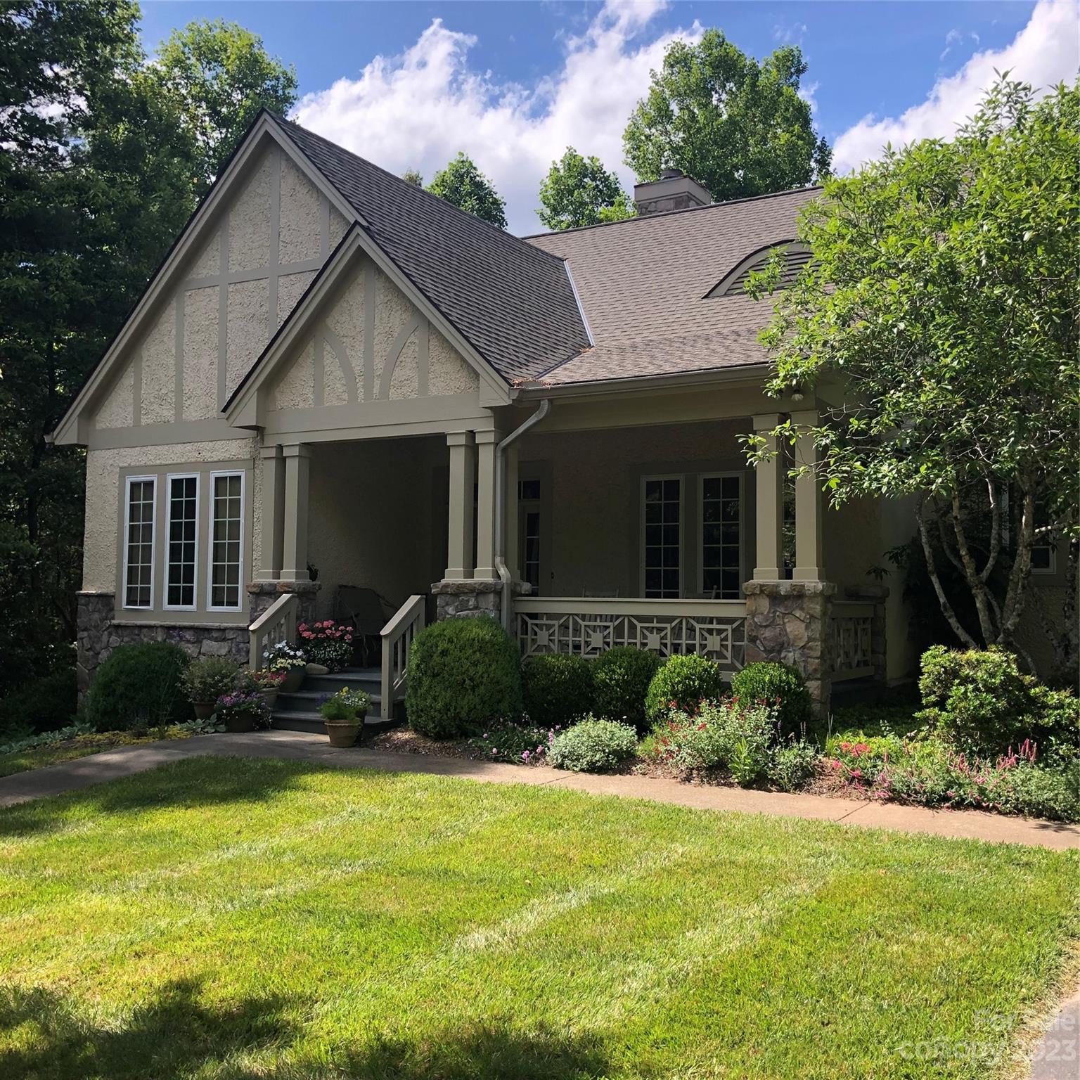 Straus Park - Residential