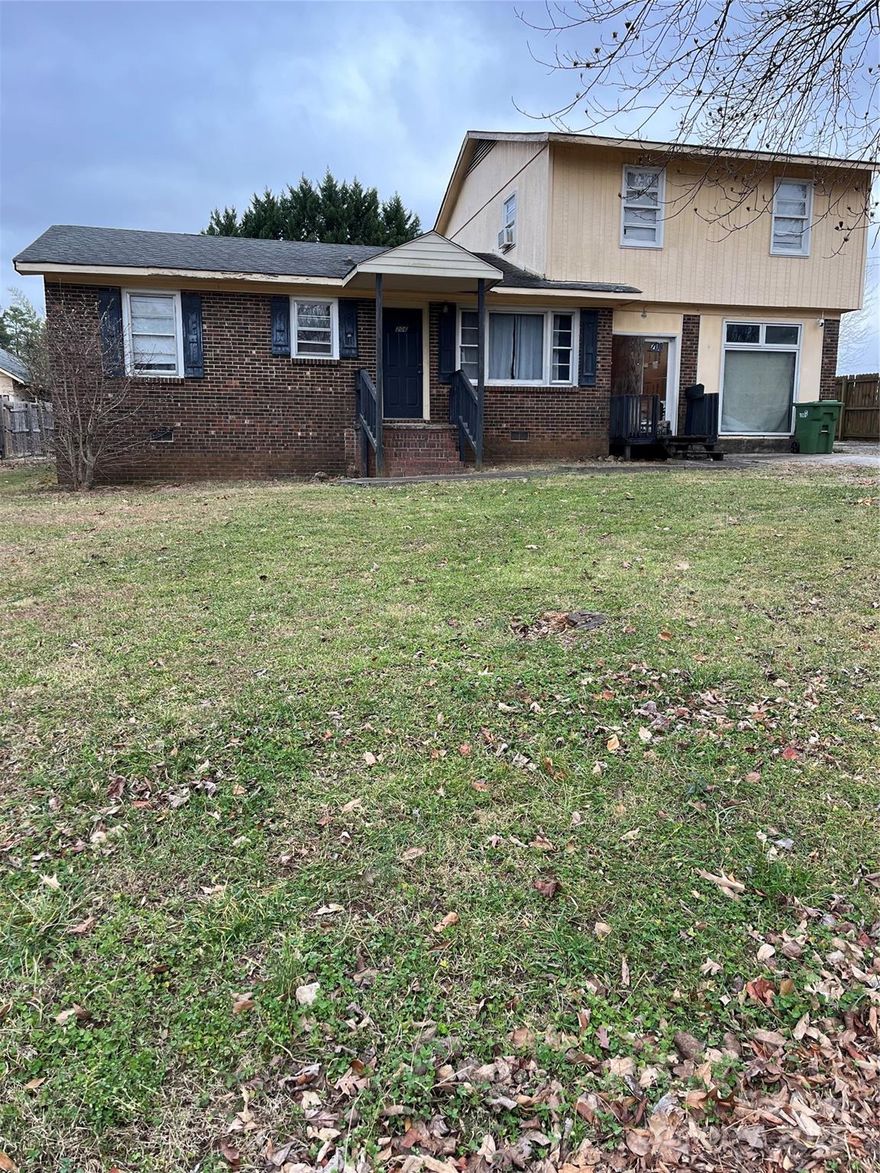 A great opportunity to have a home in an established neighborhood in Mt. Holly. This home has a lot of potential.
4 bedrooms and 2 baths. Hardwoods through out most of the downstairs. Vinyl in the Den area and carpet upstairs. Large fenced in yard. Storage shed in back. Heat Pump and base board heat are both available." This home is being sold as is"