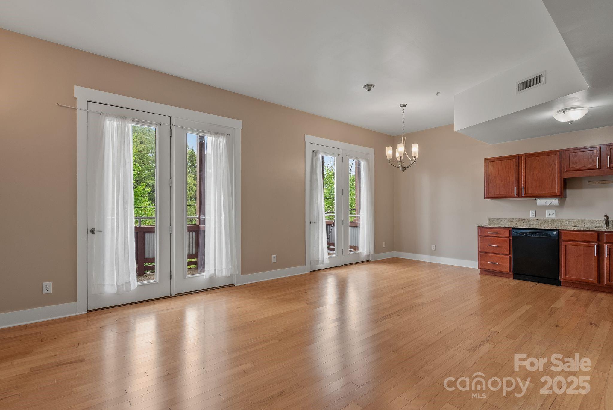 915 Haywood Road 203