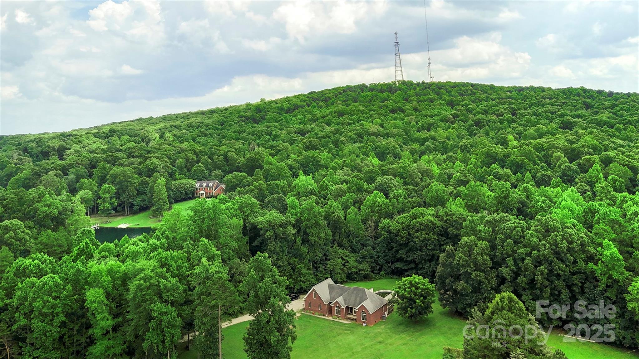 1035 Mountain Road