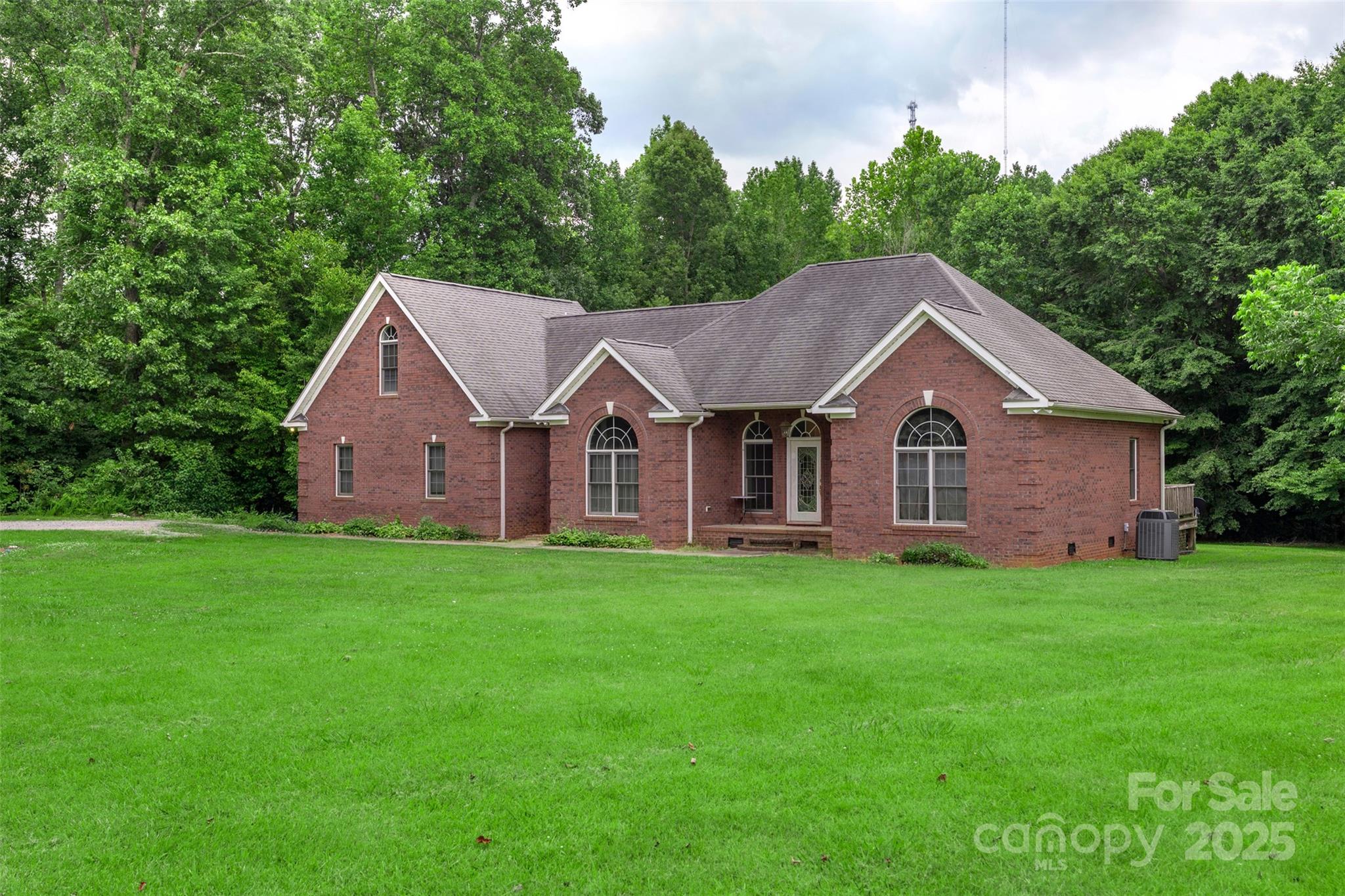 1035 Mountain Road