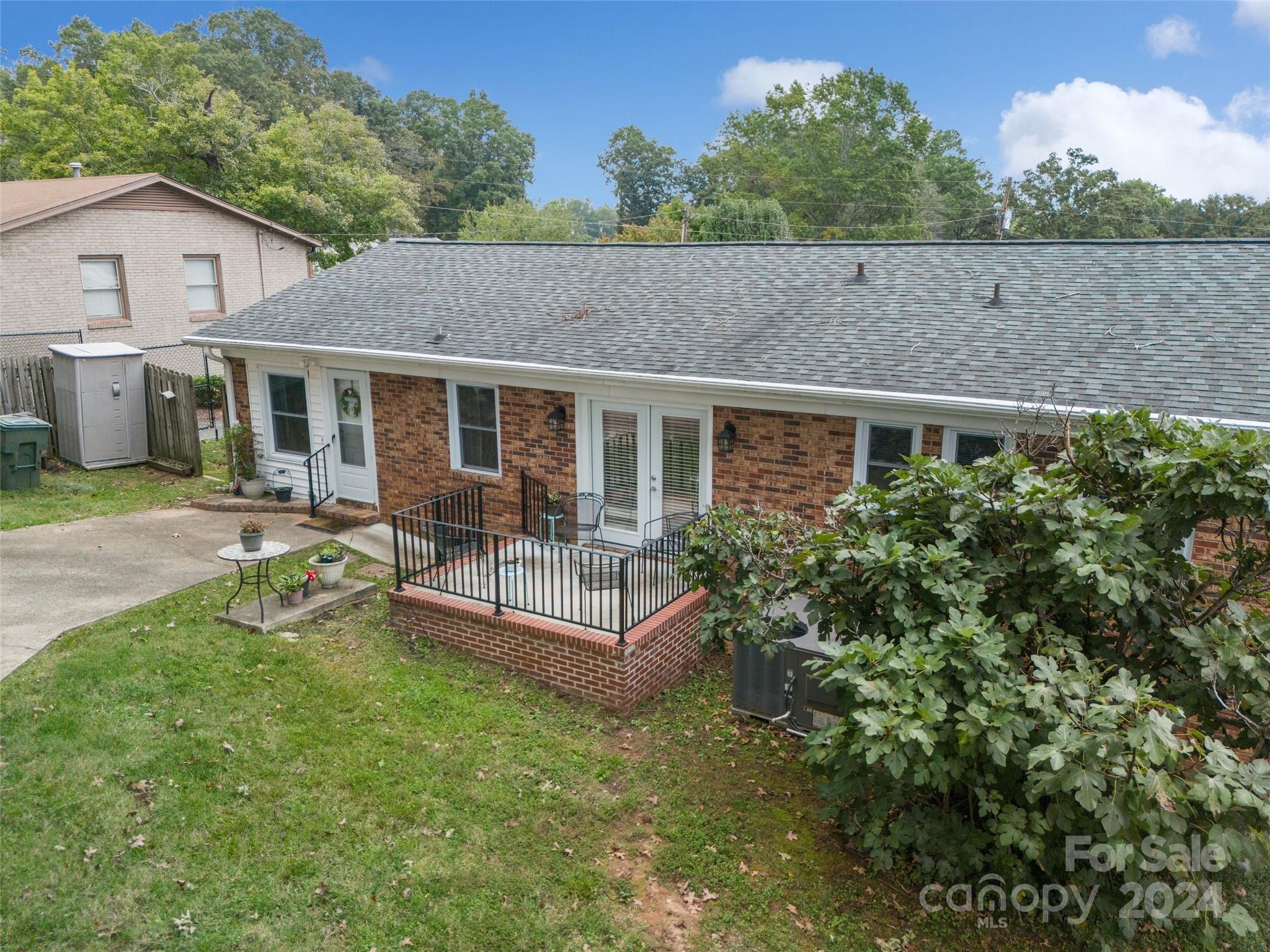 Edgewood Acres - Residential