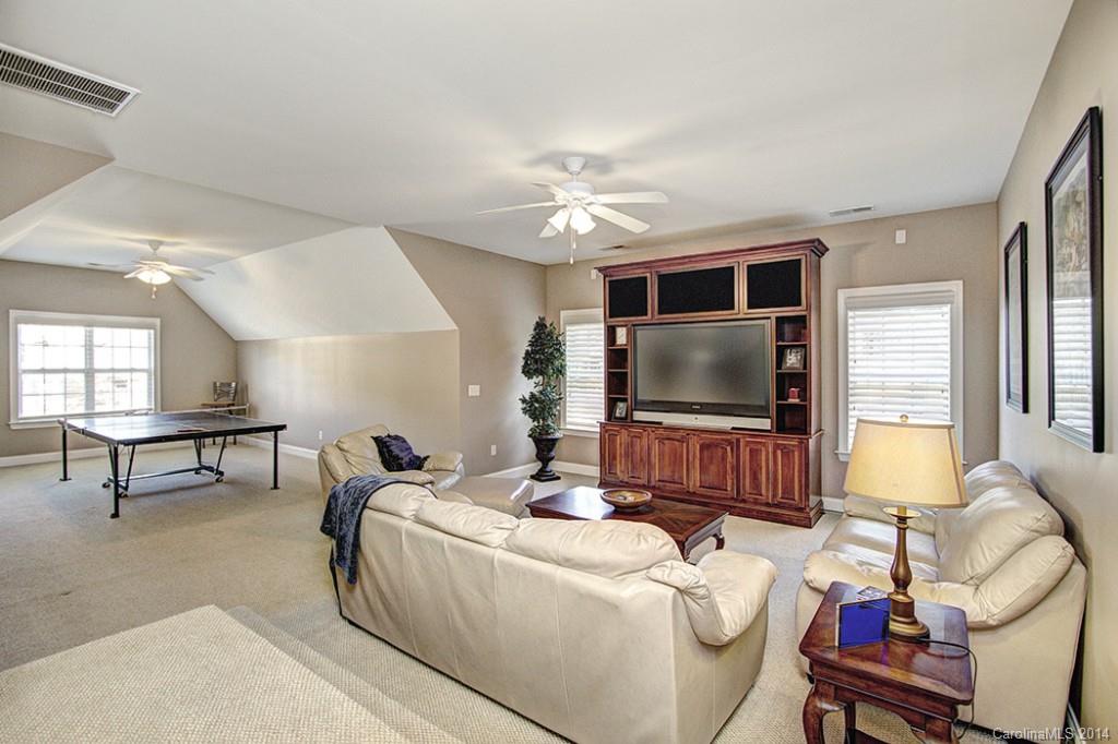 The Estates At Wesley Oaks - Residential