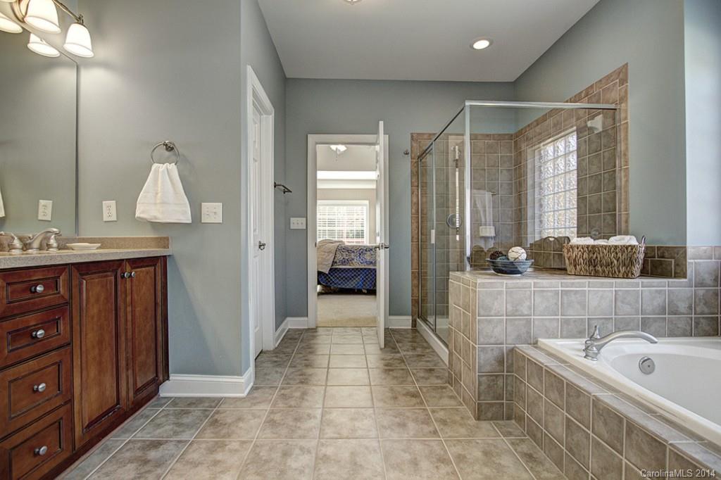 The Estates At Wesley Oaks - Residential