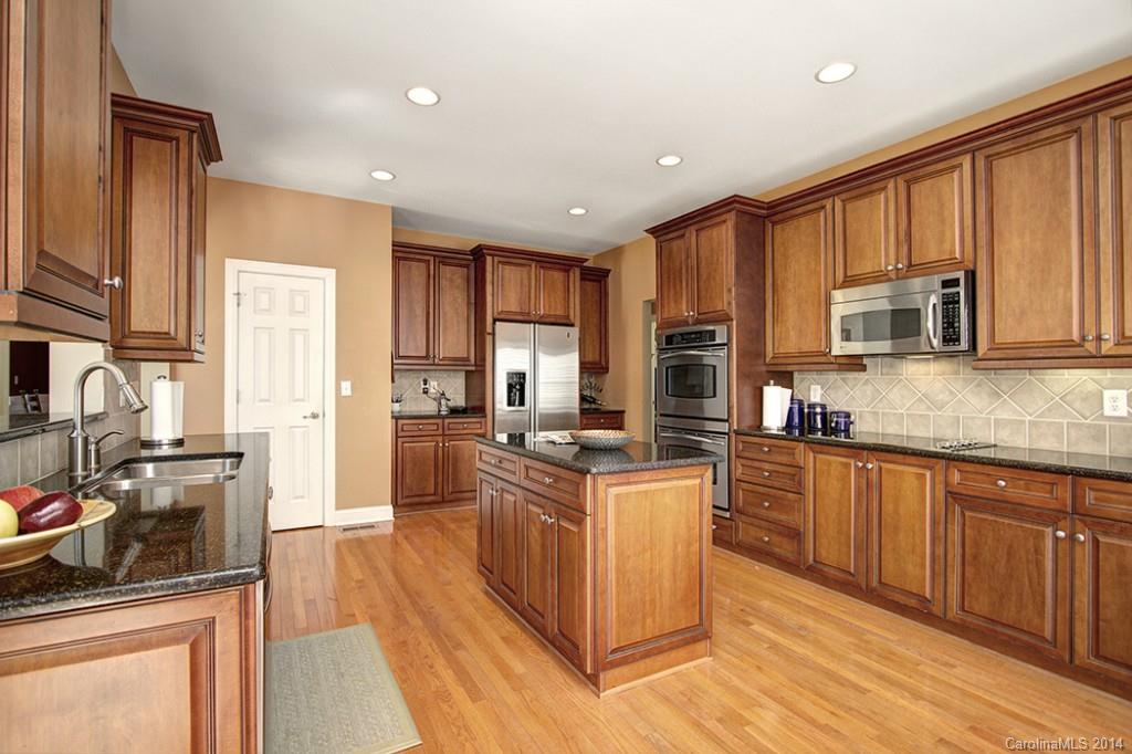 The Estates At Wesley Oaks - Residential