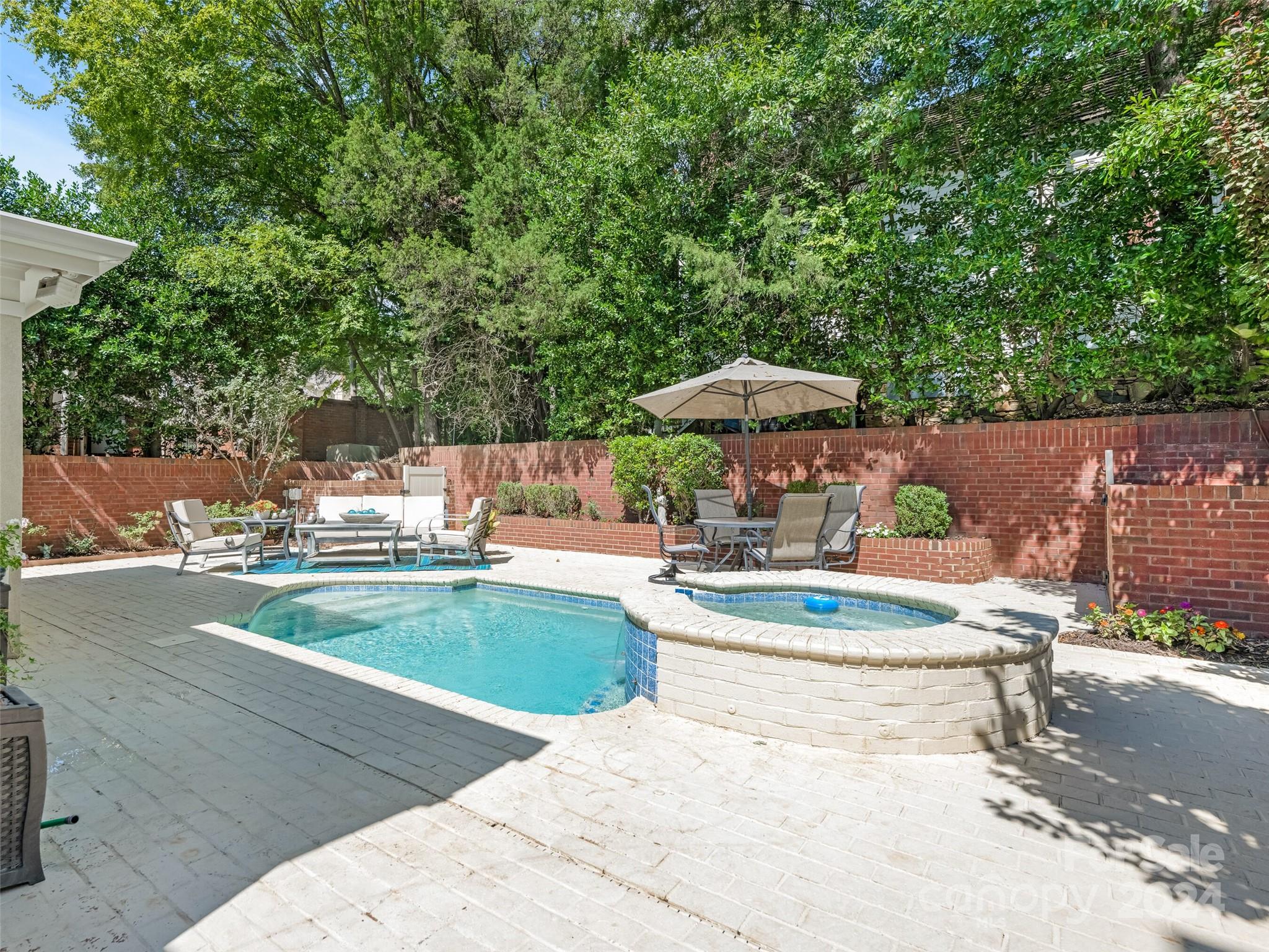 Villas at Summerlake - Residential