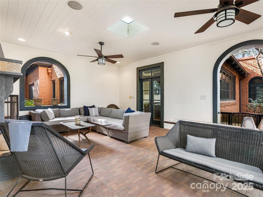 Kenilworth - Residential