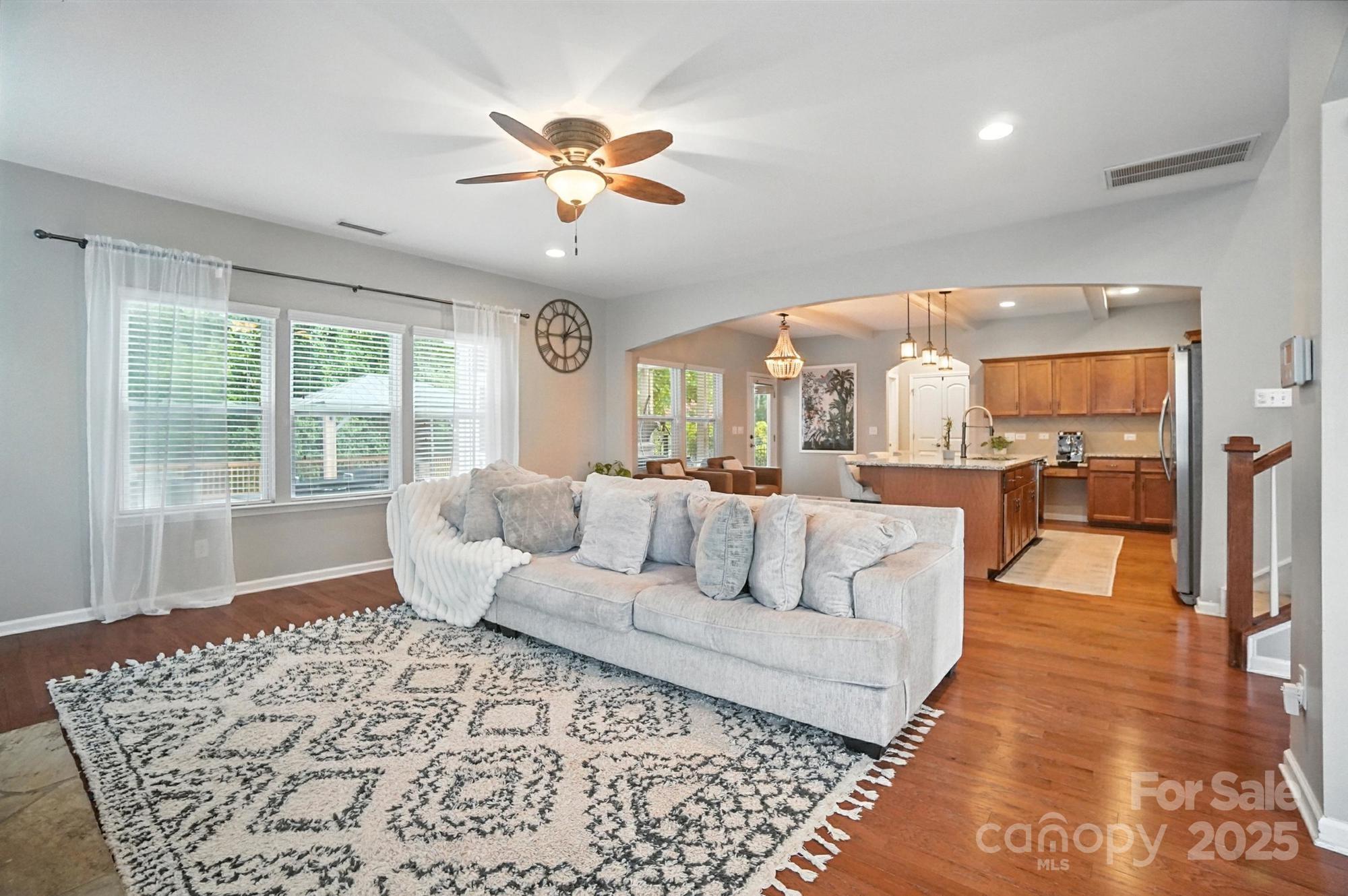 4012 Bainbridge Place