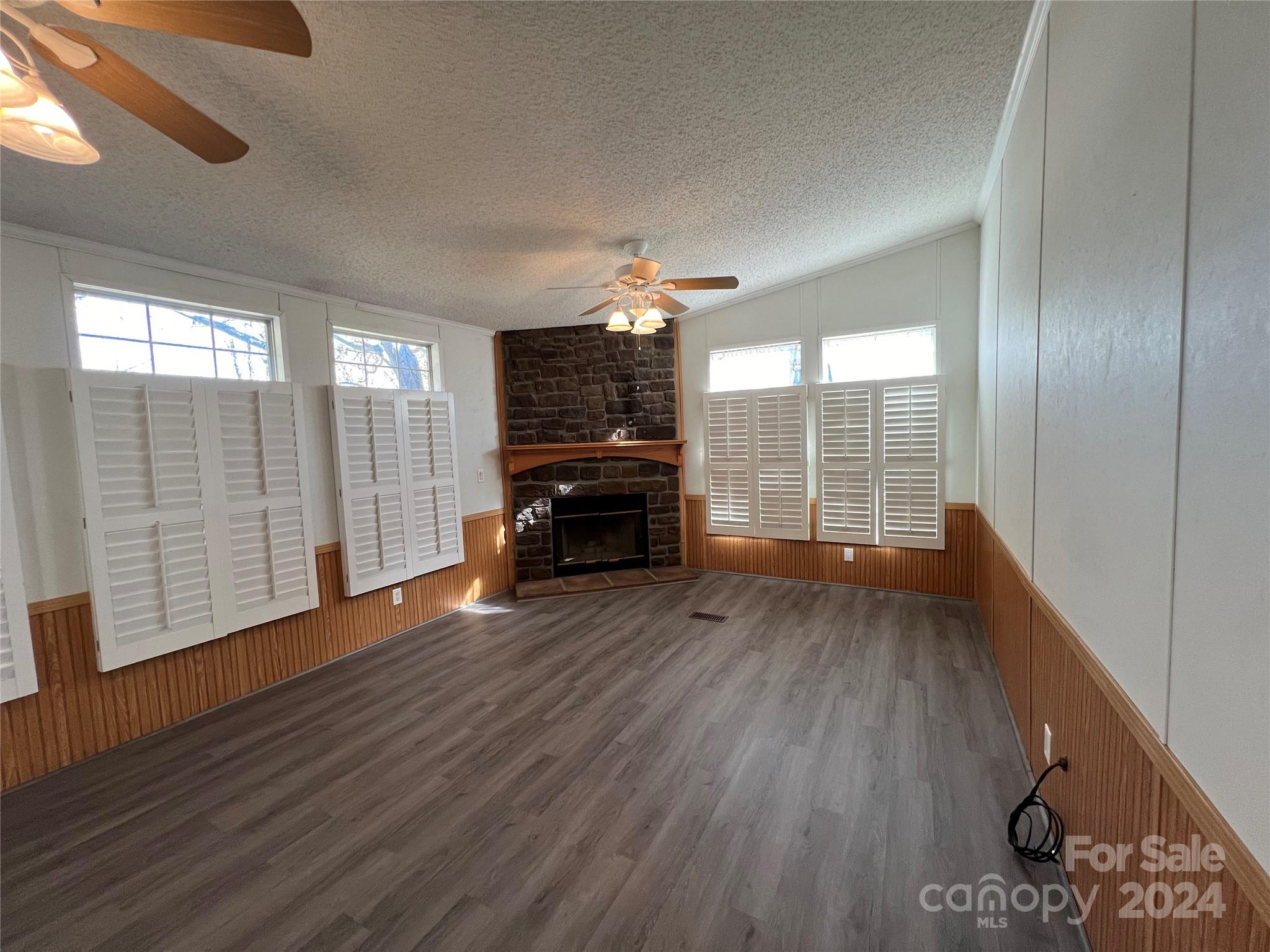 Thompson Acres - Residential