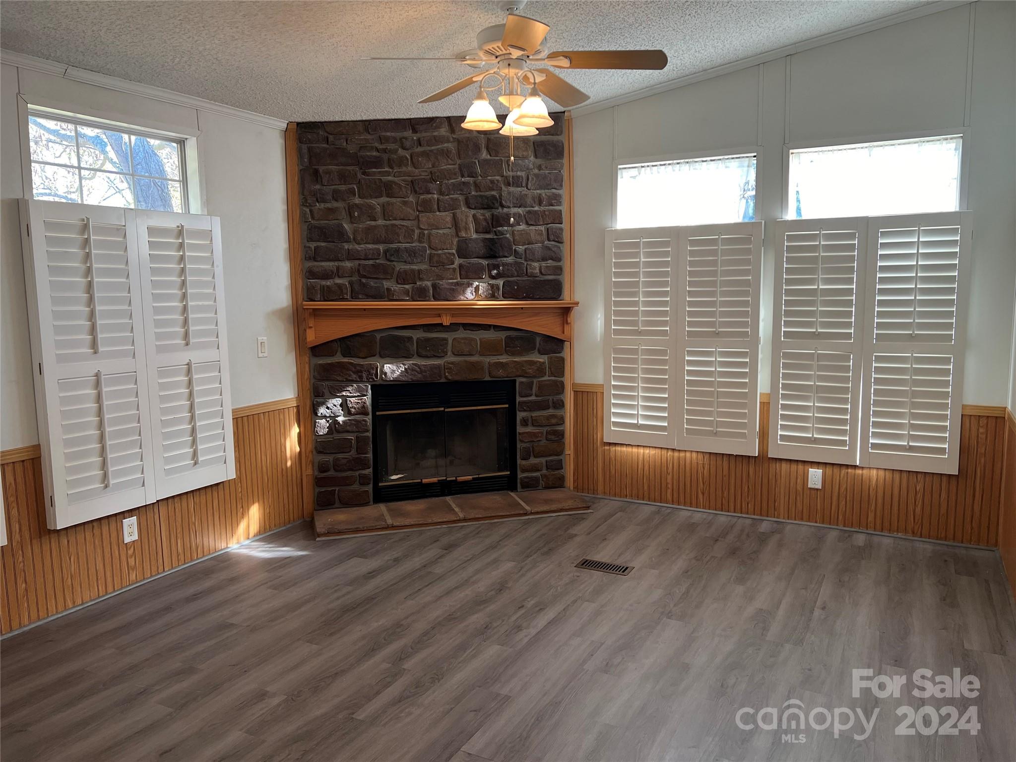 Thompson Acres - Residential