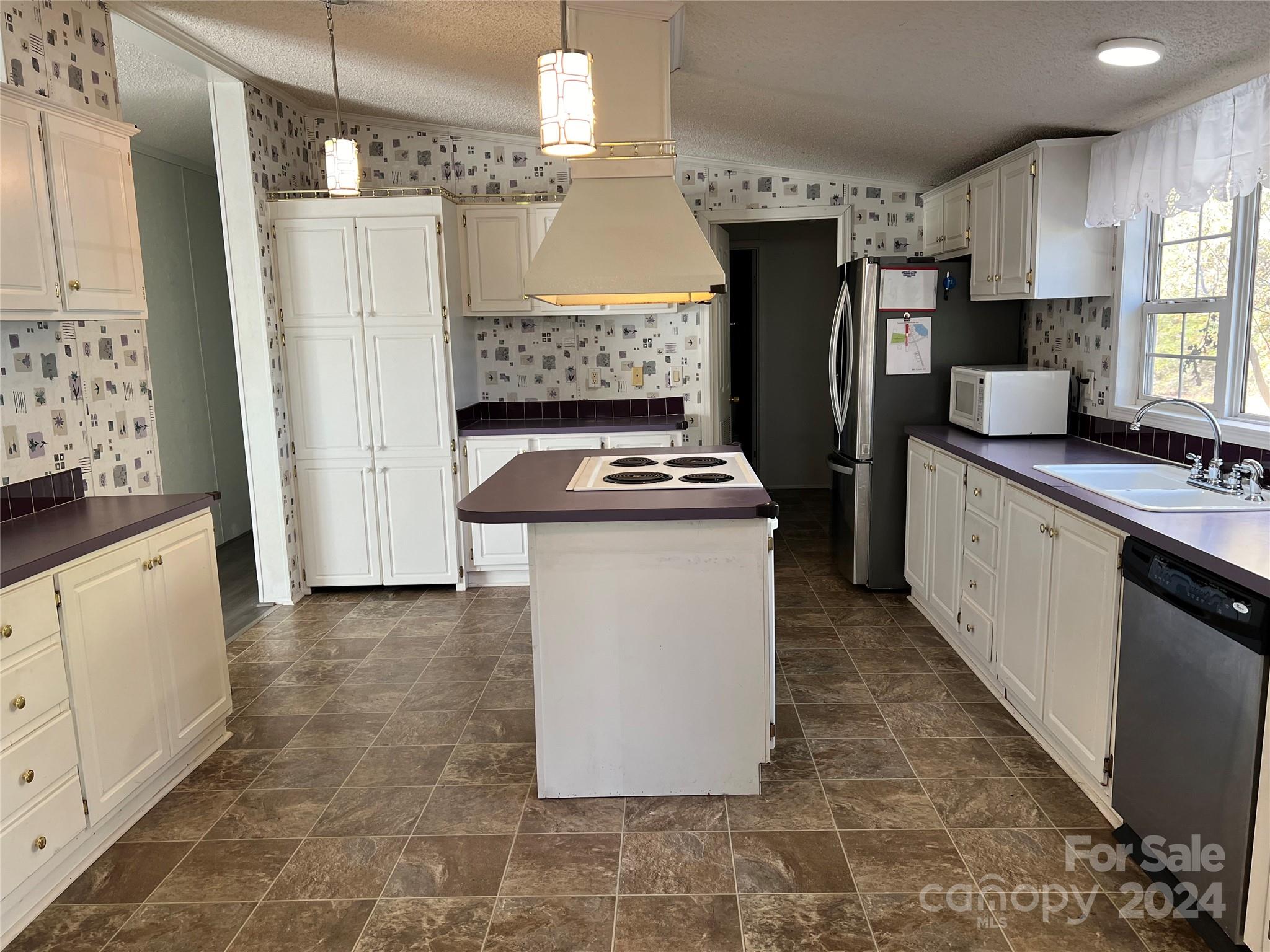 Thompson Acres - Residential