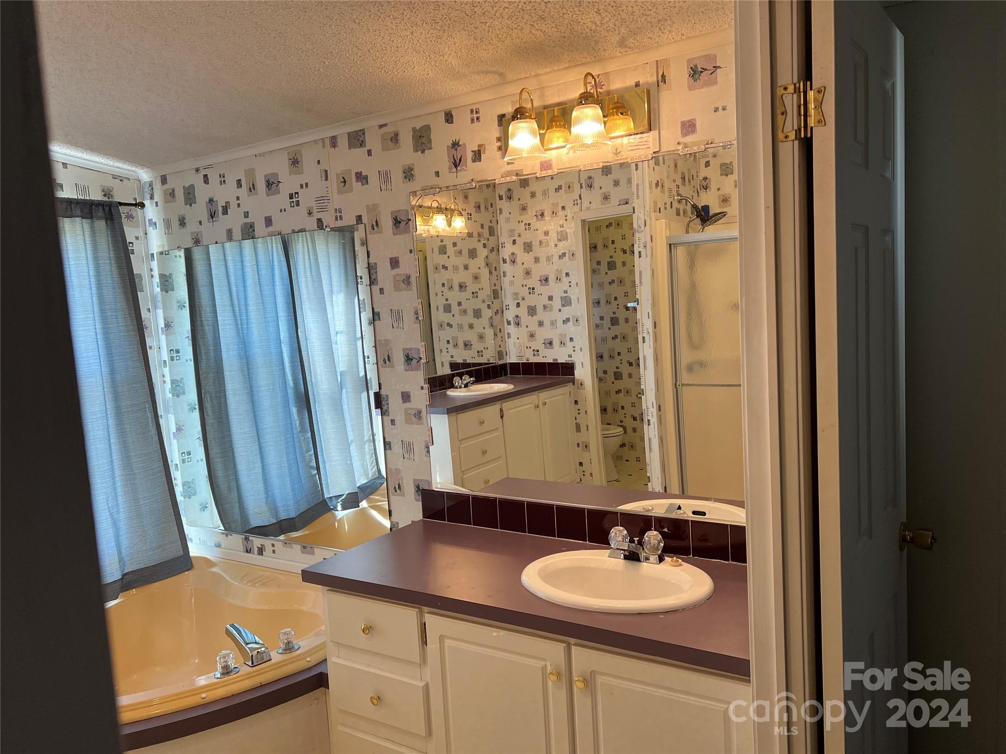 Thompson Acres - Residential