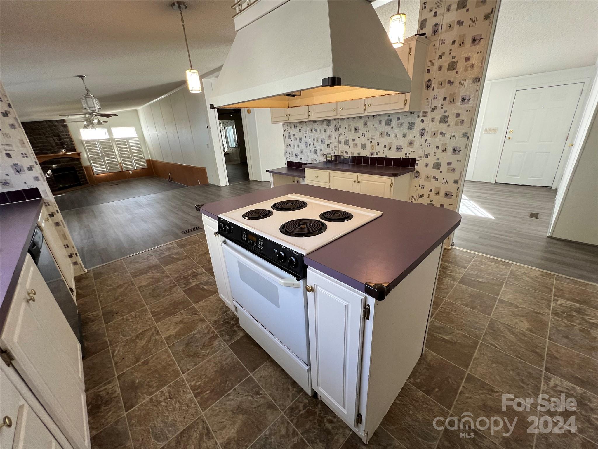 Thompson Acres - Residential