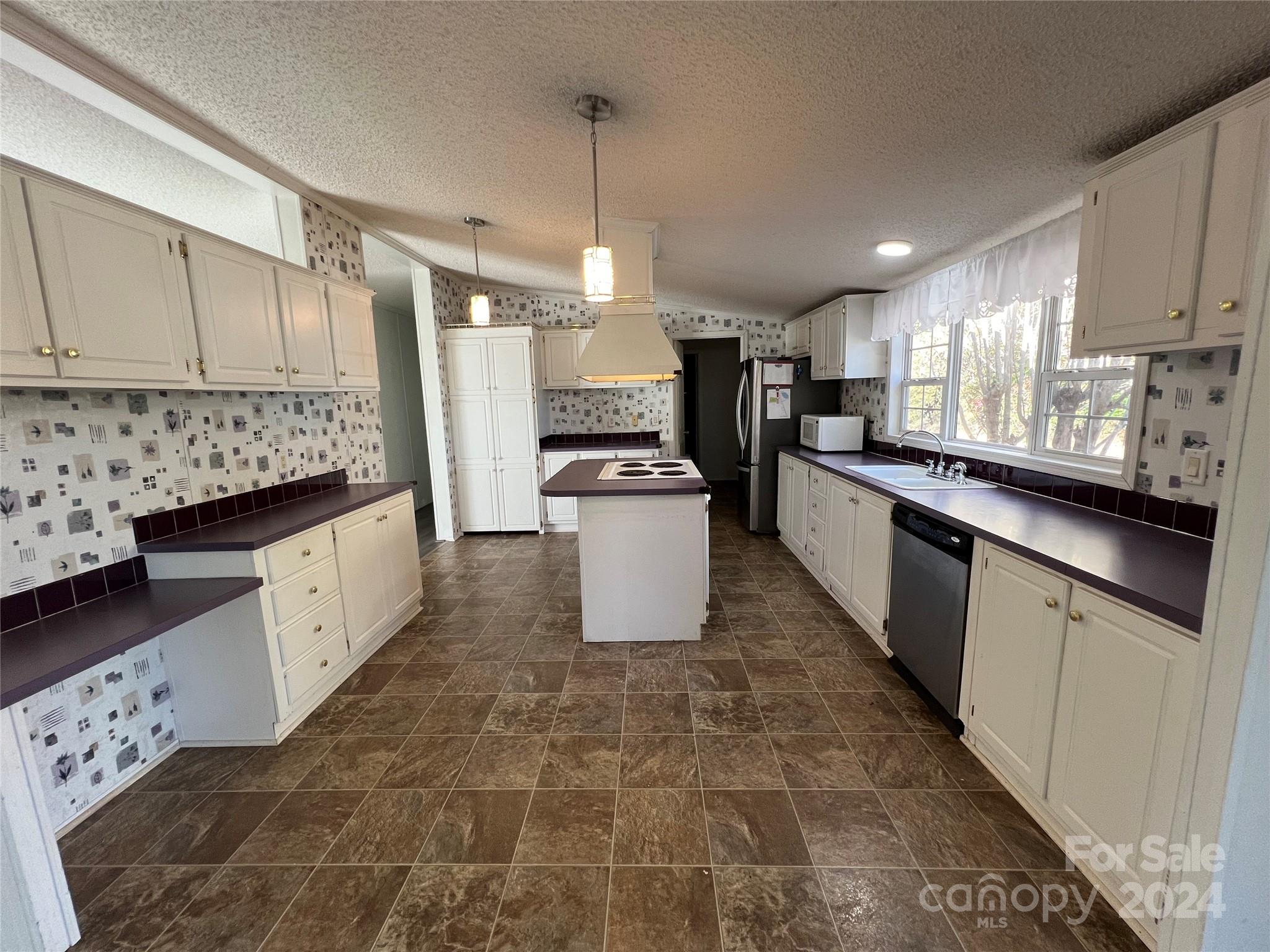 Thompson Acres - Residential