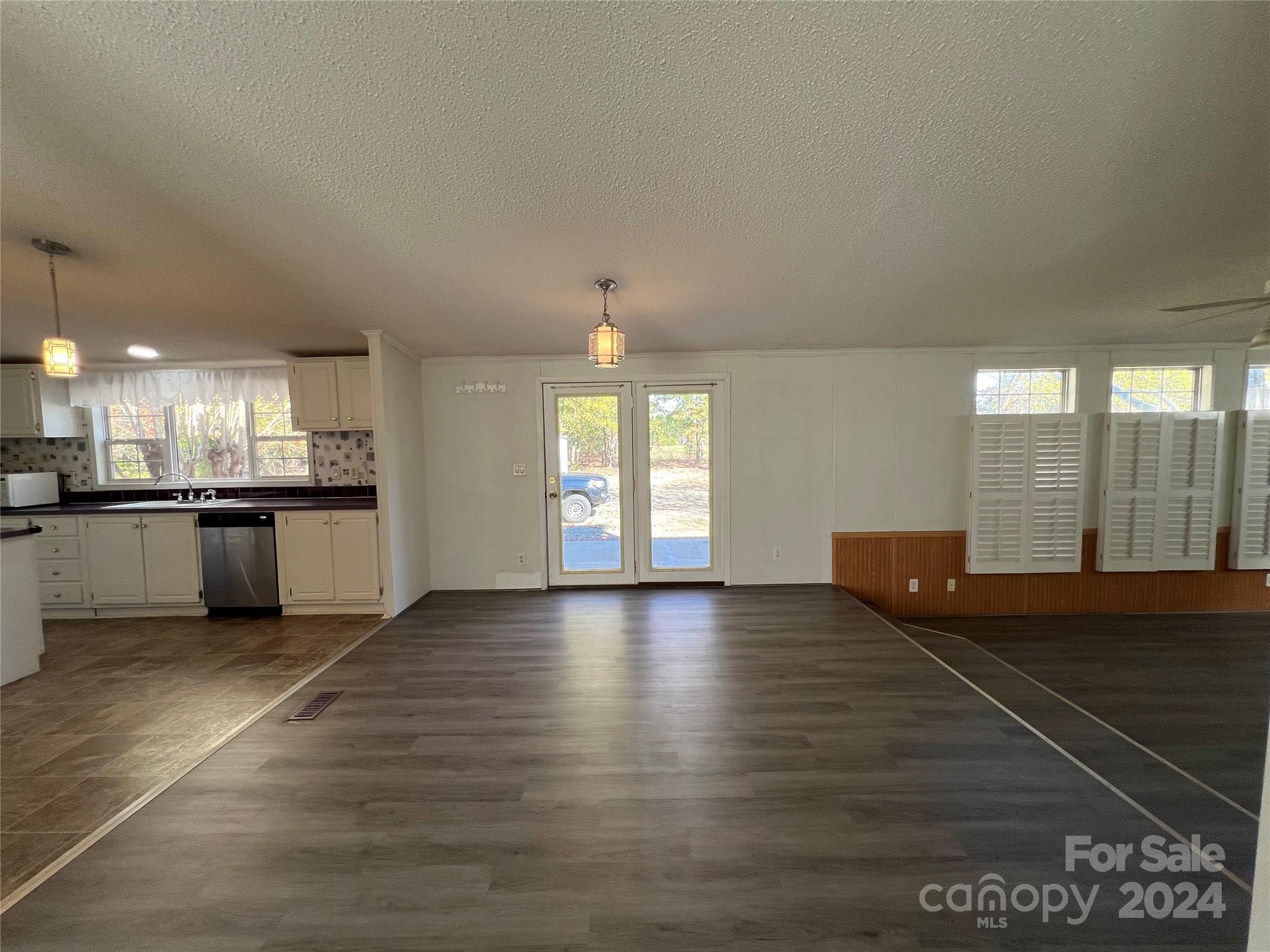 Thompson Acres - Residential