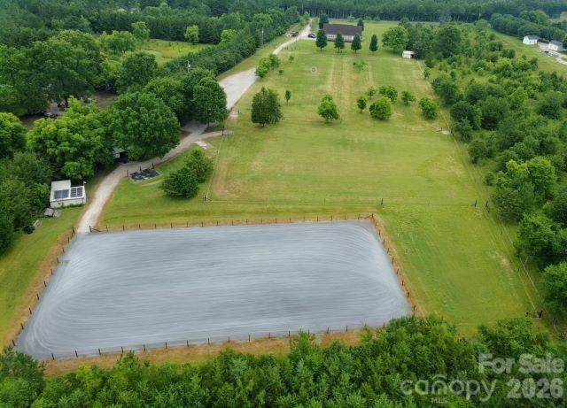 577 Redwood Road