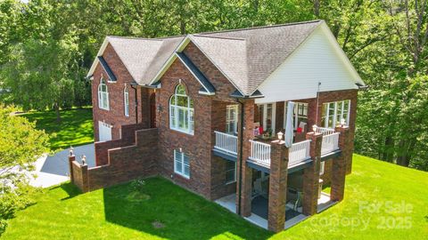 221 Grayrock Drive Statesville NC 28677