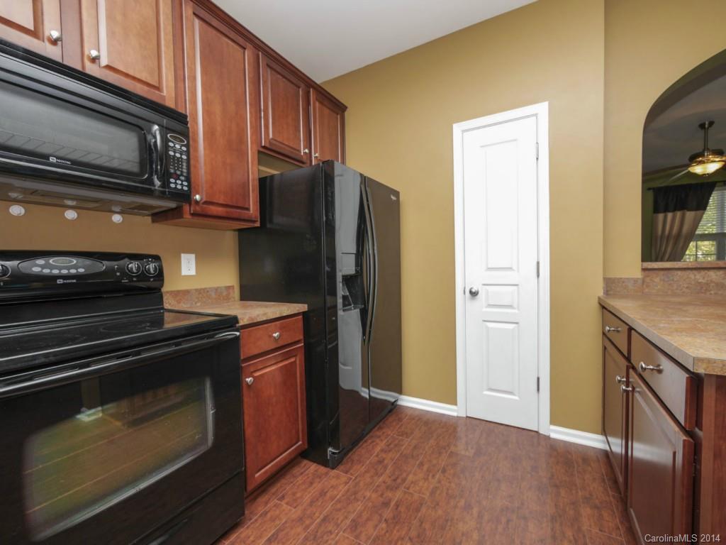 Ridge Pointe - Residential