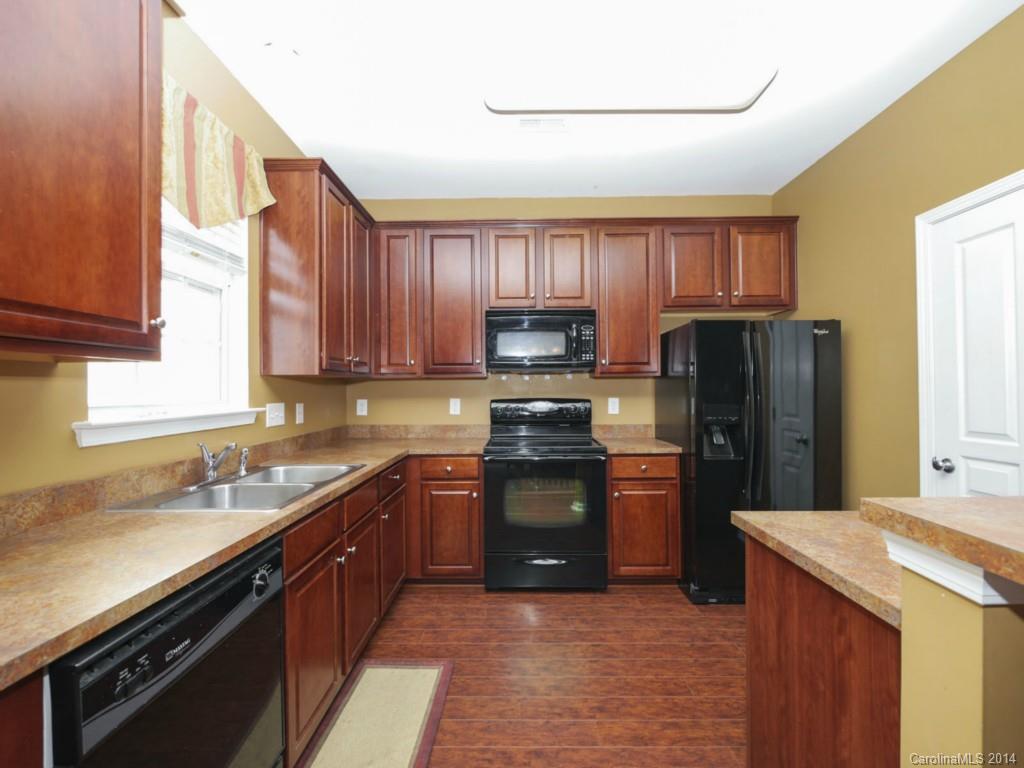 Ridge Pointe - Residential