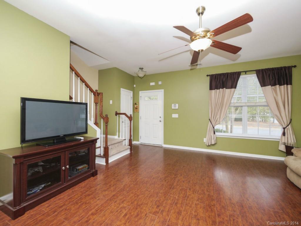 Ridge Pointe - Residential