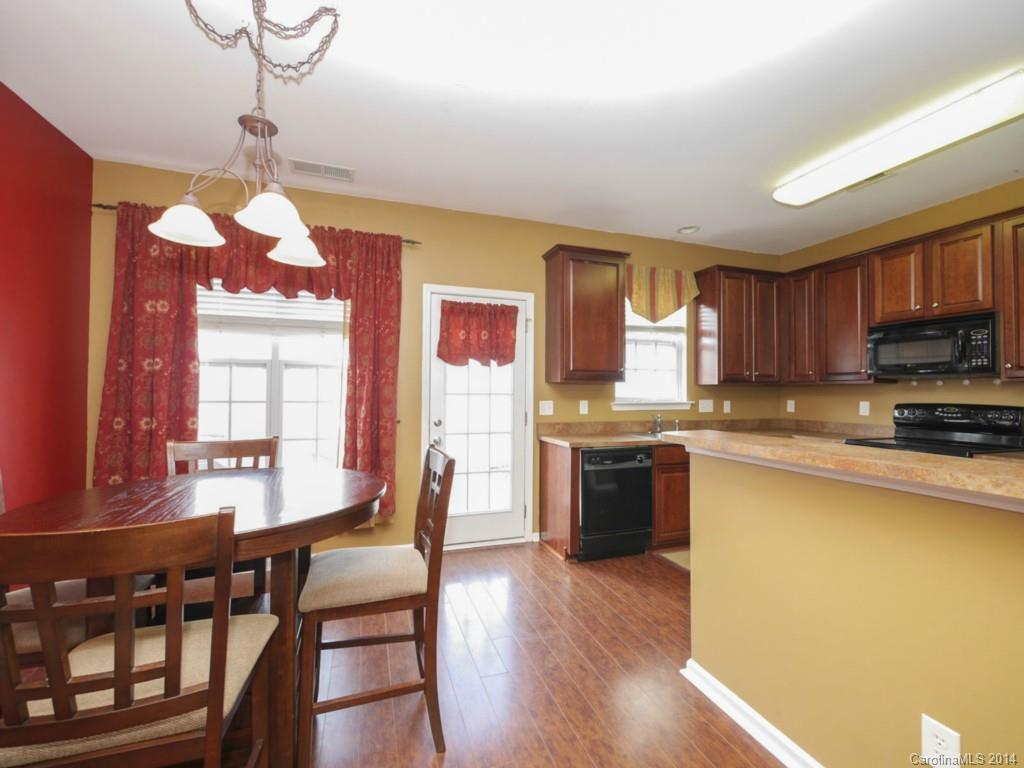Ridge Pointe - Residential