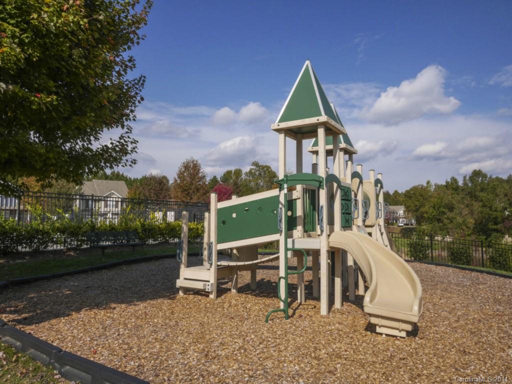 Ridge Pointe - Residential