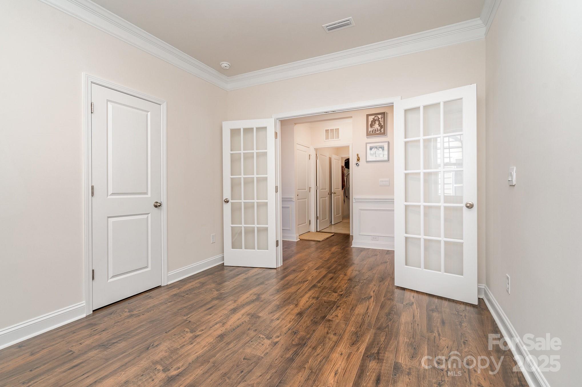 5043 Antebellum Drive