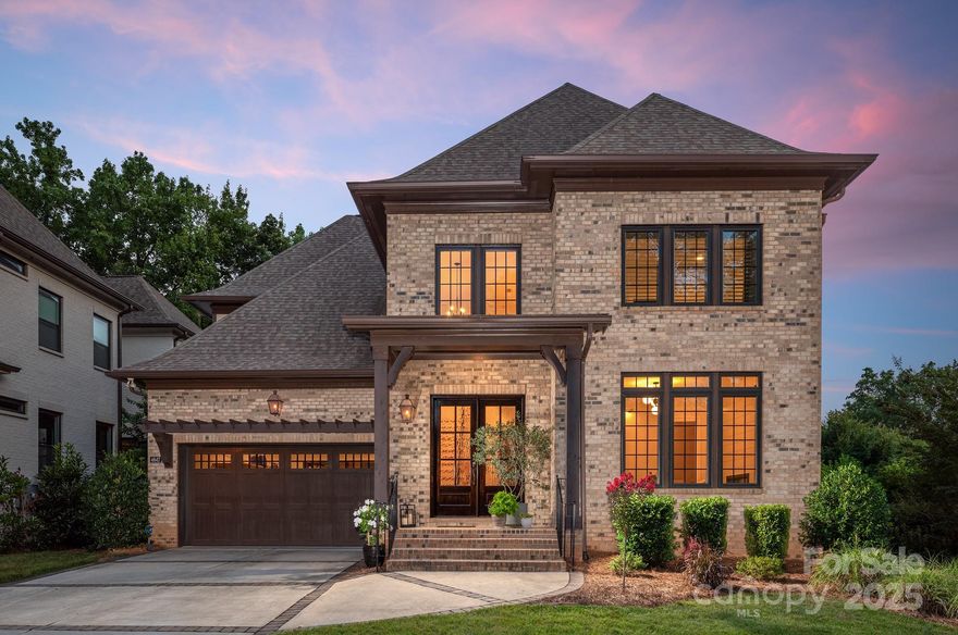 Located in the heart of SouthPark, this stunning custom home blends timeless elegance with modern luxury. The open floor plan features a chef’s kitchen with premium appliances, butcher countertops, and a breakfast area that opens to a private back yard. Enjoy soaring ceilings, designer lighting, and a main-floor office. Upstairs offers a huge primary suite with spa-like bath, custom closet, plus bonus/game and secondary office/ closet in master. Luxury at its finest nestled in the heart of everything. Don't miss your chance to call this sought after community your new home!