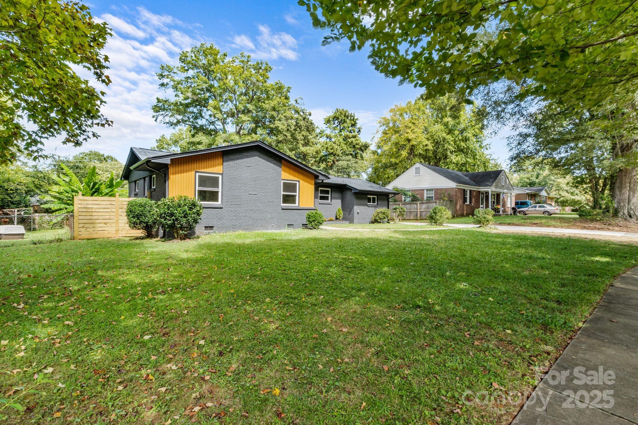 Shamrock Hills - Residential