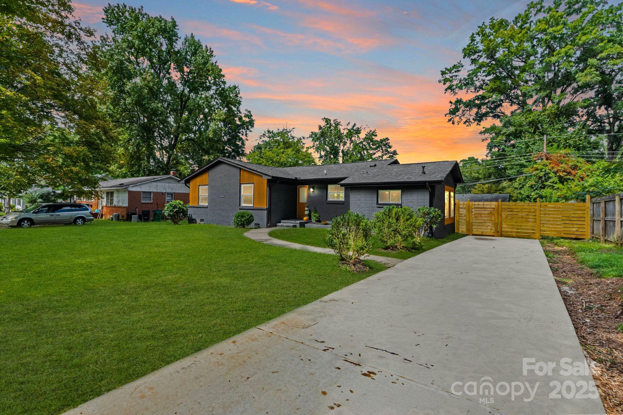 Shamrock Hills - Residential