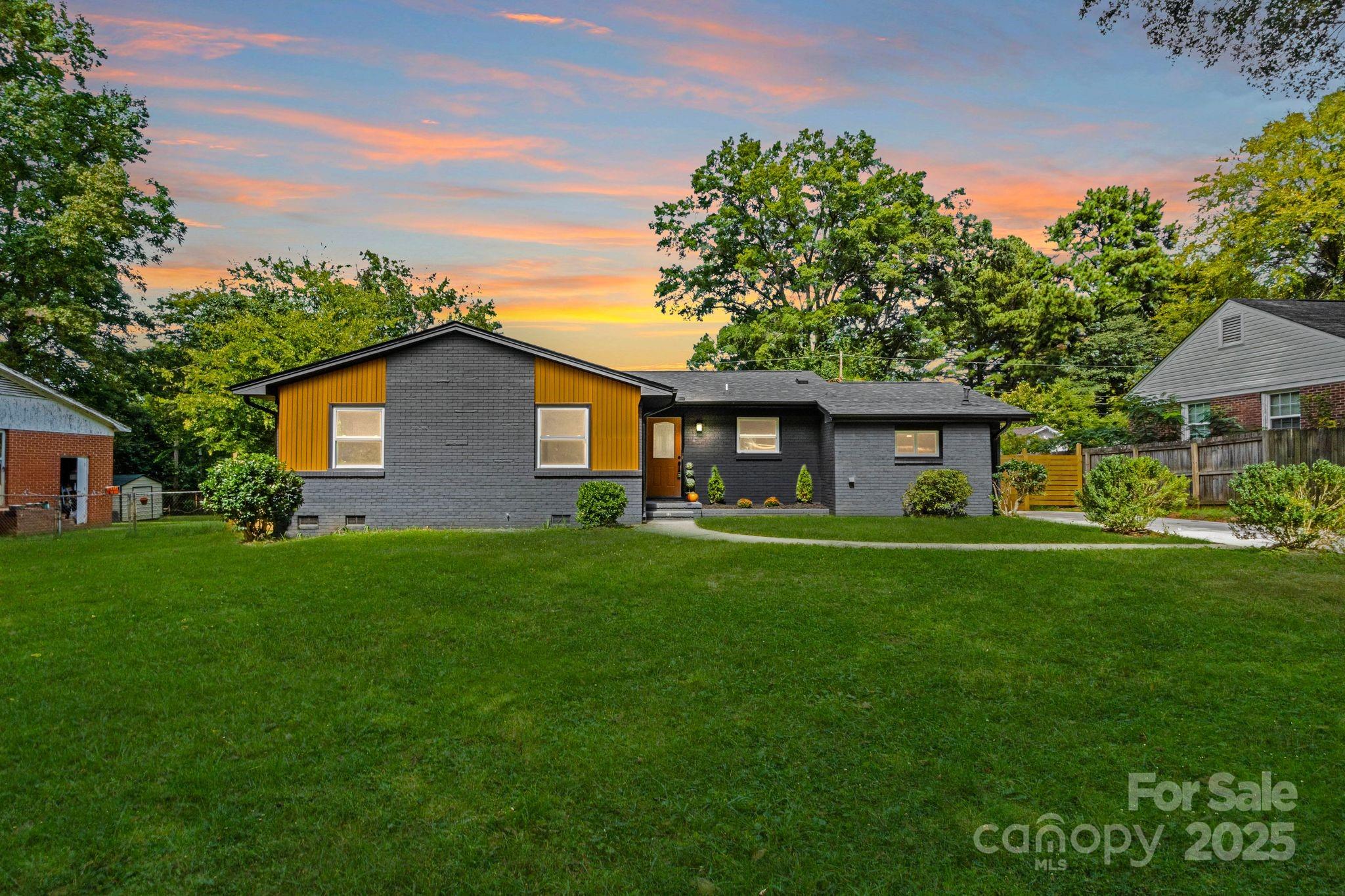 Shamrock Hills - Residential