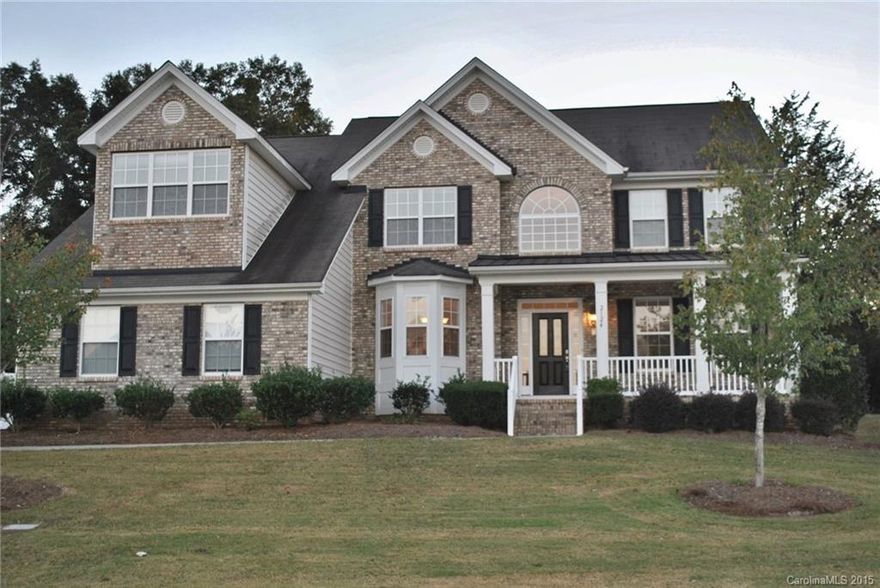 Just beautiful! Open floor plan flows from the time you open the door. Master on main floor, dual staircases to the 2nd floor where you will find 3 bds, loft, & bonus or 5th bd. This expansive 4 BR/3.5 BA features gorgeous finishes, formal living & dining, gourmet kitchen with granite countertops, new SS appliances, gas range. Front porch for your rocking chairs with view of small lake. Short walk to the York Prep Charter School! New carpet & freshly painted.
This is a Fannie Mae property.