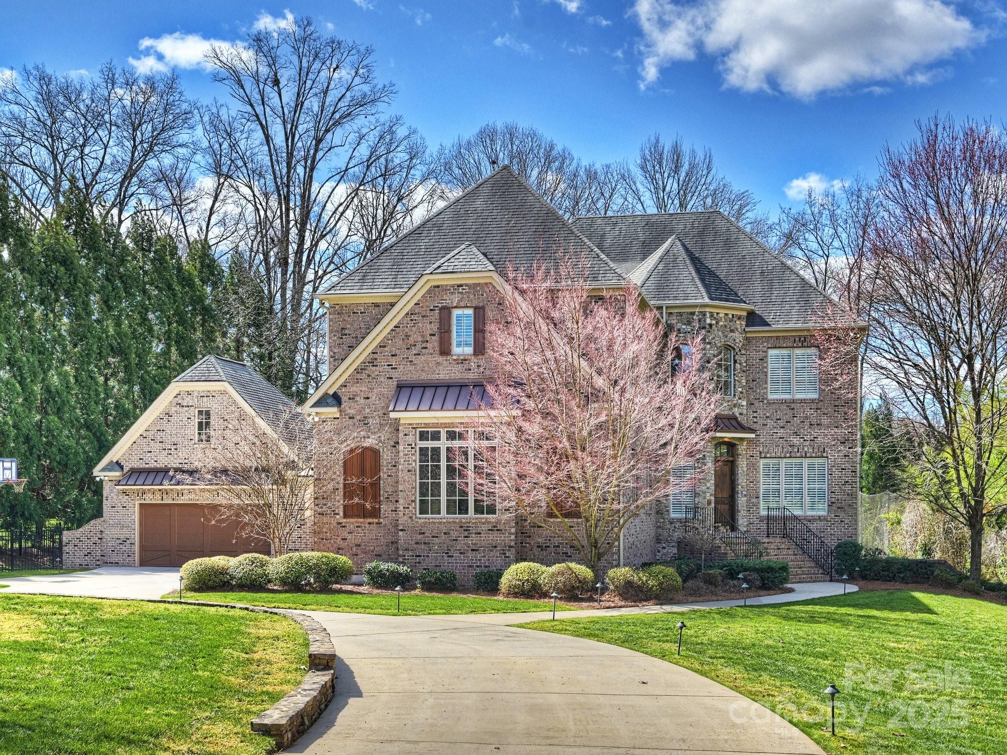 Mammoth Oaks - Residential