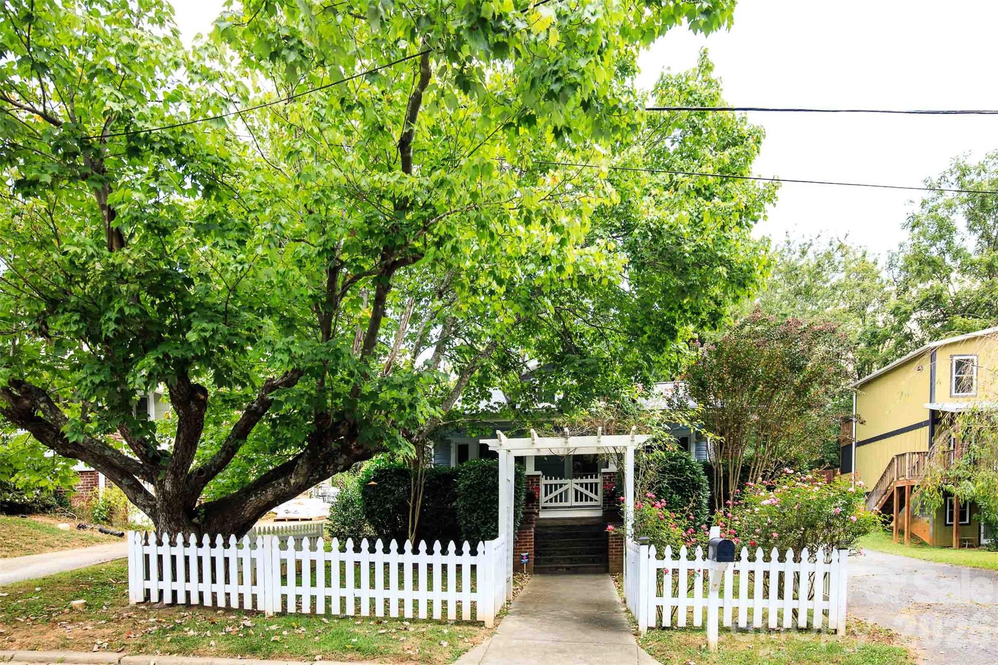 54 Belmont Avenue 12