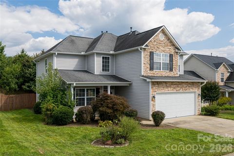 163 Yadkin Road Fletcher NC 28732