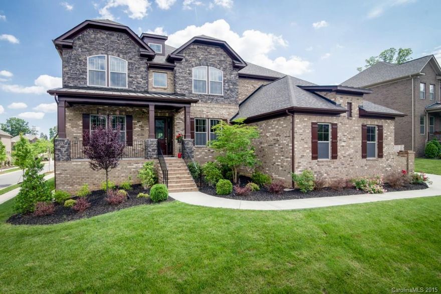 ABSOLUTELY BEAUTIFUL BRICK 5 BEDROOM/4 BATH HOME IN IMMACULATE CONDITION*GOURMET KITCHEN WITH GRANITE COUNTERTOPS,TILE BACK SPLASH,GAS COOKTOP*OPEN PLAN TO GREATROOM WITH GAS FIREPLACE*GUEST ROOM ON MAIN*3 CAR SIDE ENTRY FINISHED GARAGE*LARGE MASTER SUITE WITH LUXURY BATH*GARDEN TUB/SEPARATE SHOWER*INGROUND IRRIGATION*FENCED YARD*EXTENSIVE LANDSCAPING*DESIGNER PAINT*AWARD WINNNING SCHOOLS*1 YEAR HOME WARRANTY*DO NOT MISS THIS SPECIAL HOME!!!