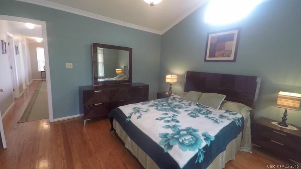 Glenwood Manor - Residential