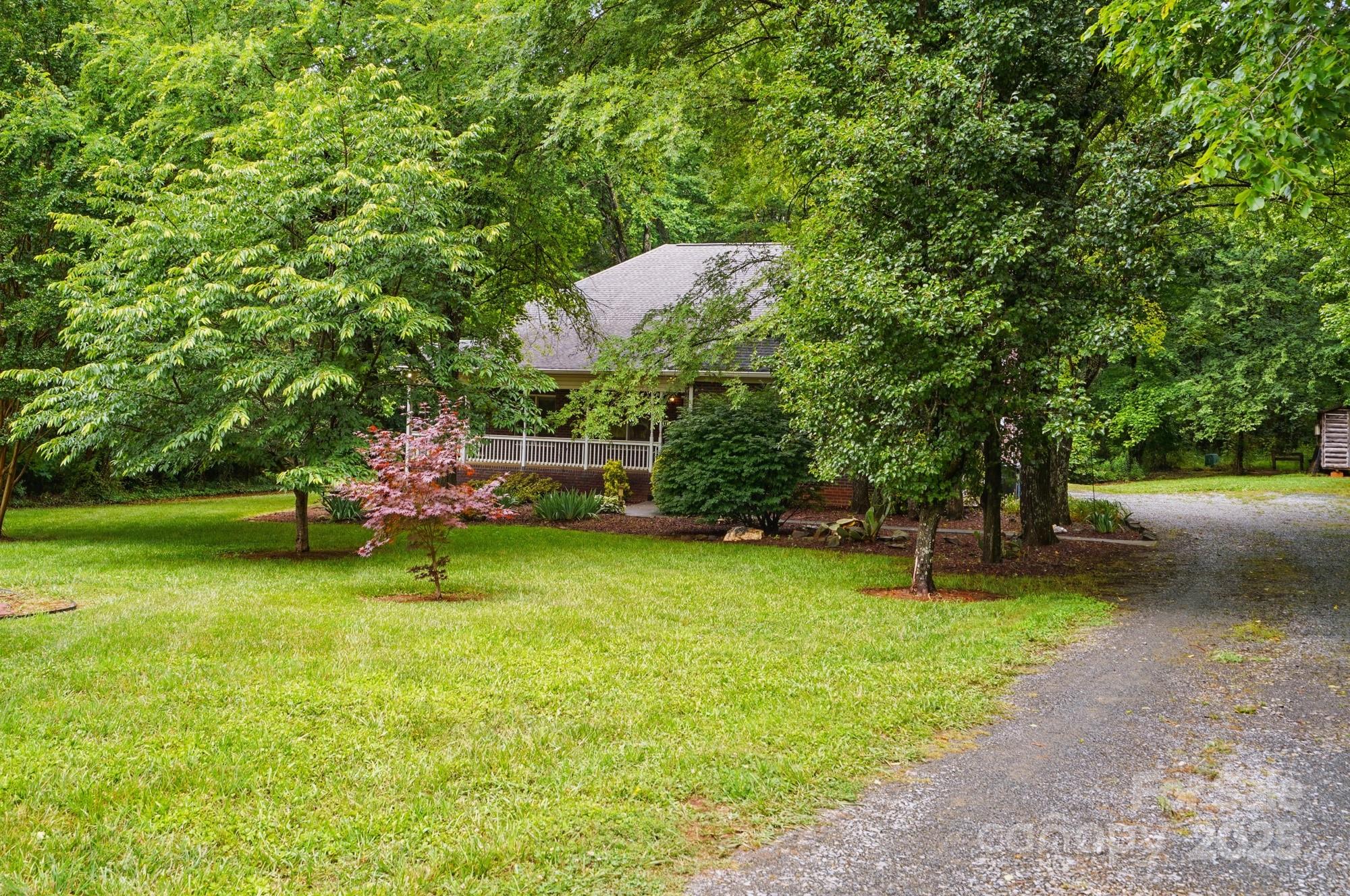 7725 Whitmire Lane