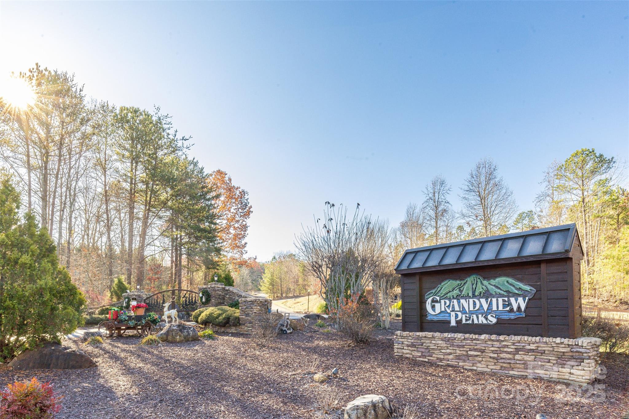Grandview Peaks - Residential