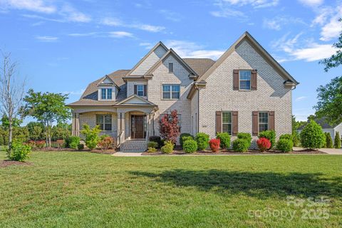409 Wheatberry Hill Drive Matthews NC 28104
