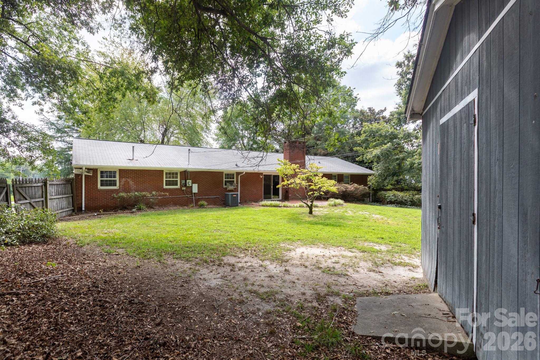 Country Club - Residential