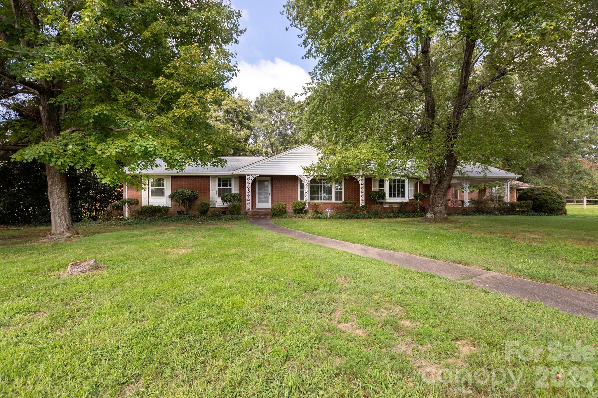 Country Club - Residential