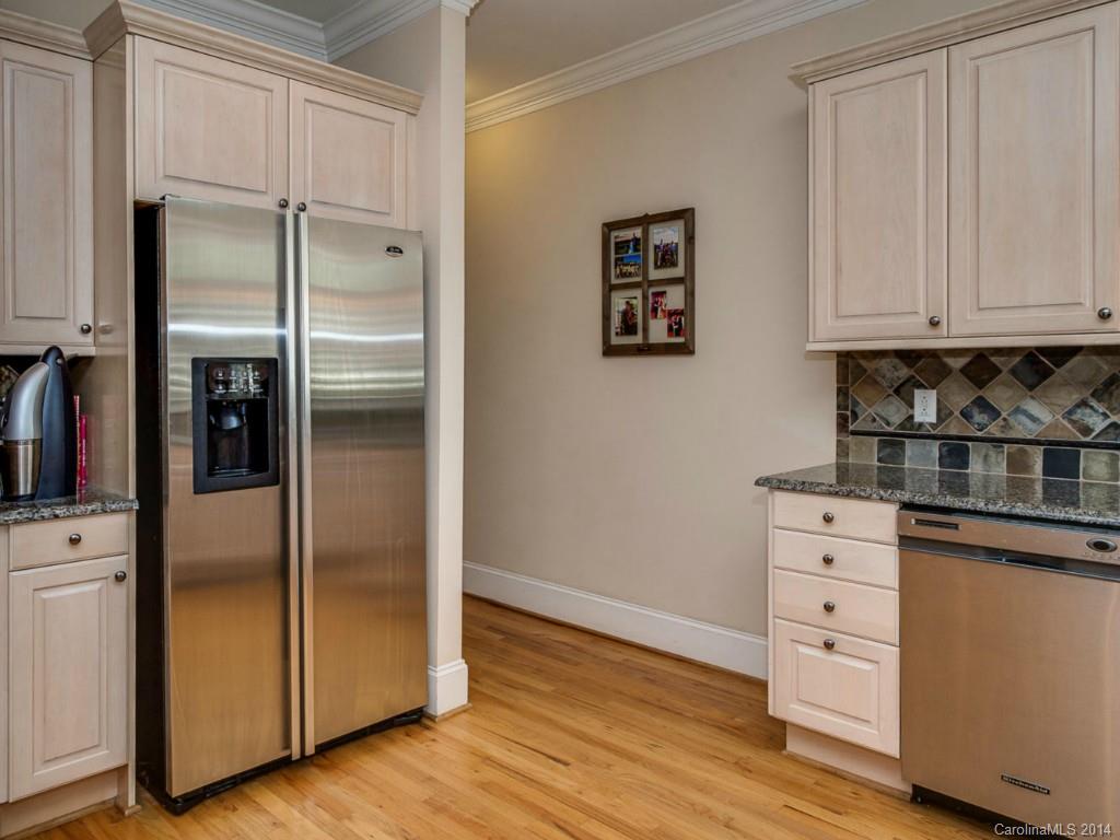 Lynrose Court - Residential