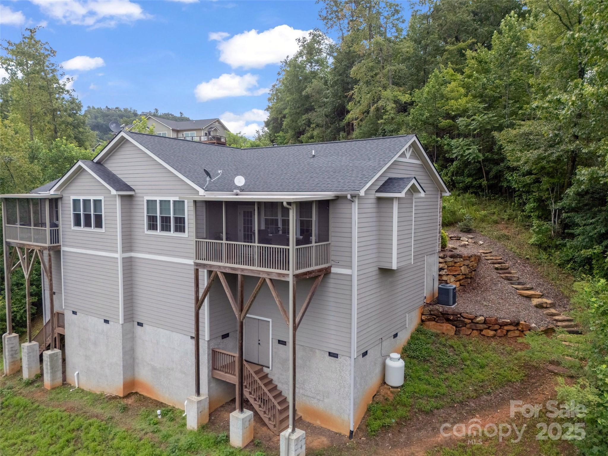 Vista At Bills Mountain - Residential
