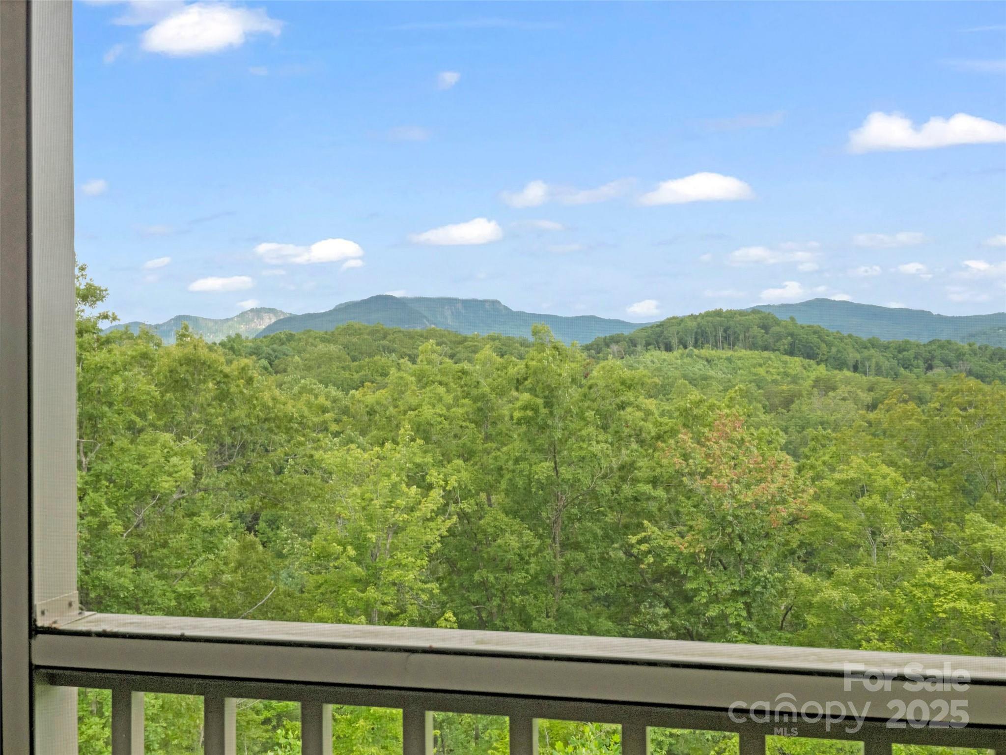 Vista At Bills Mountain - Residential