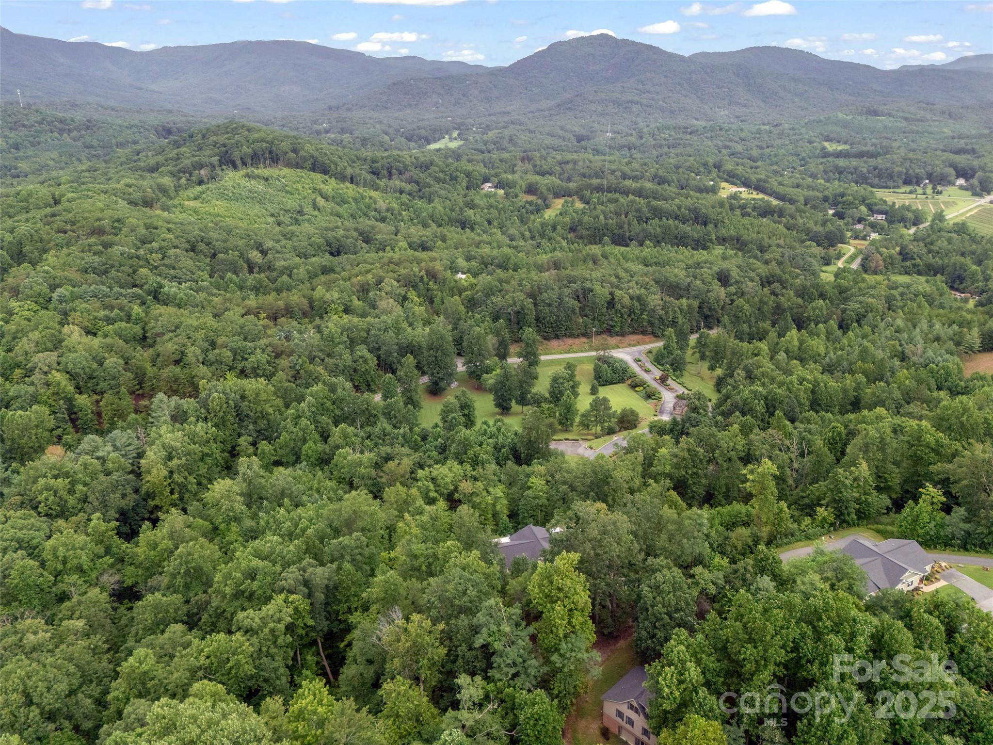 Vista At Bills Mountain - Residential