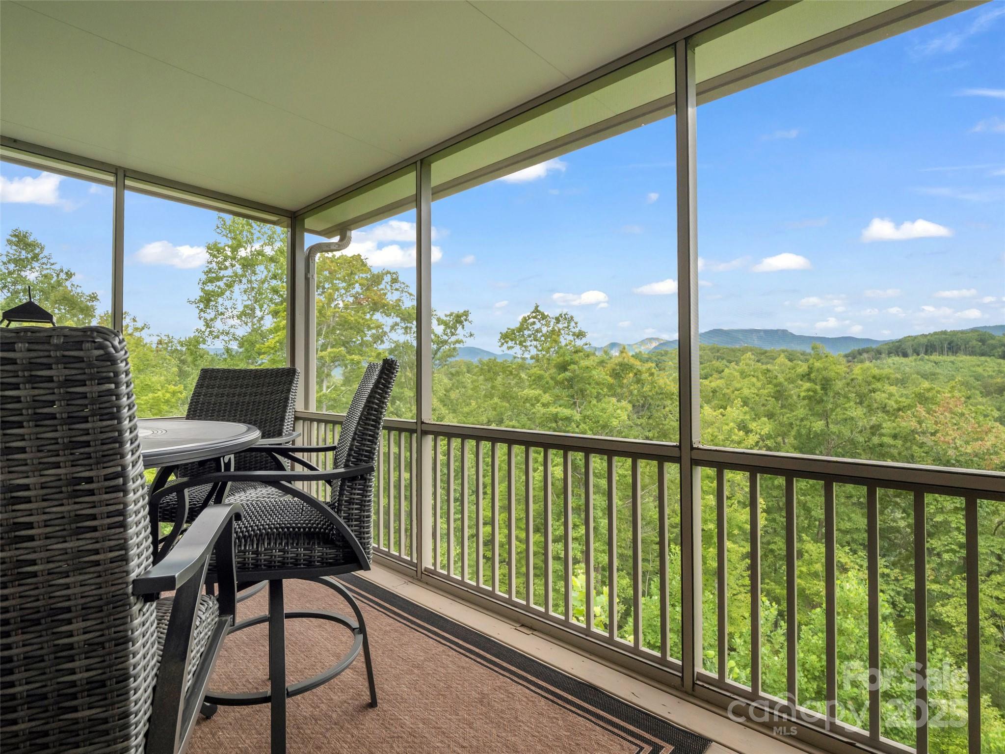 Vista At Bills Mountain - Residential