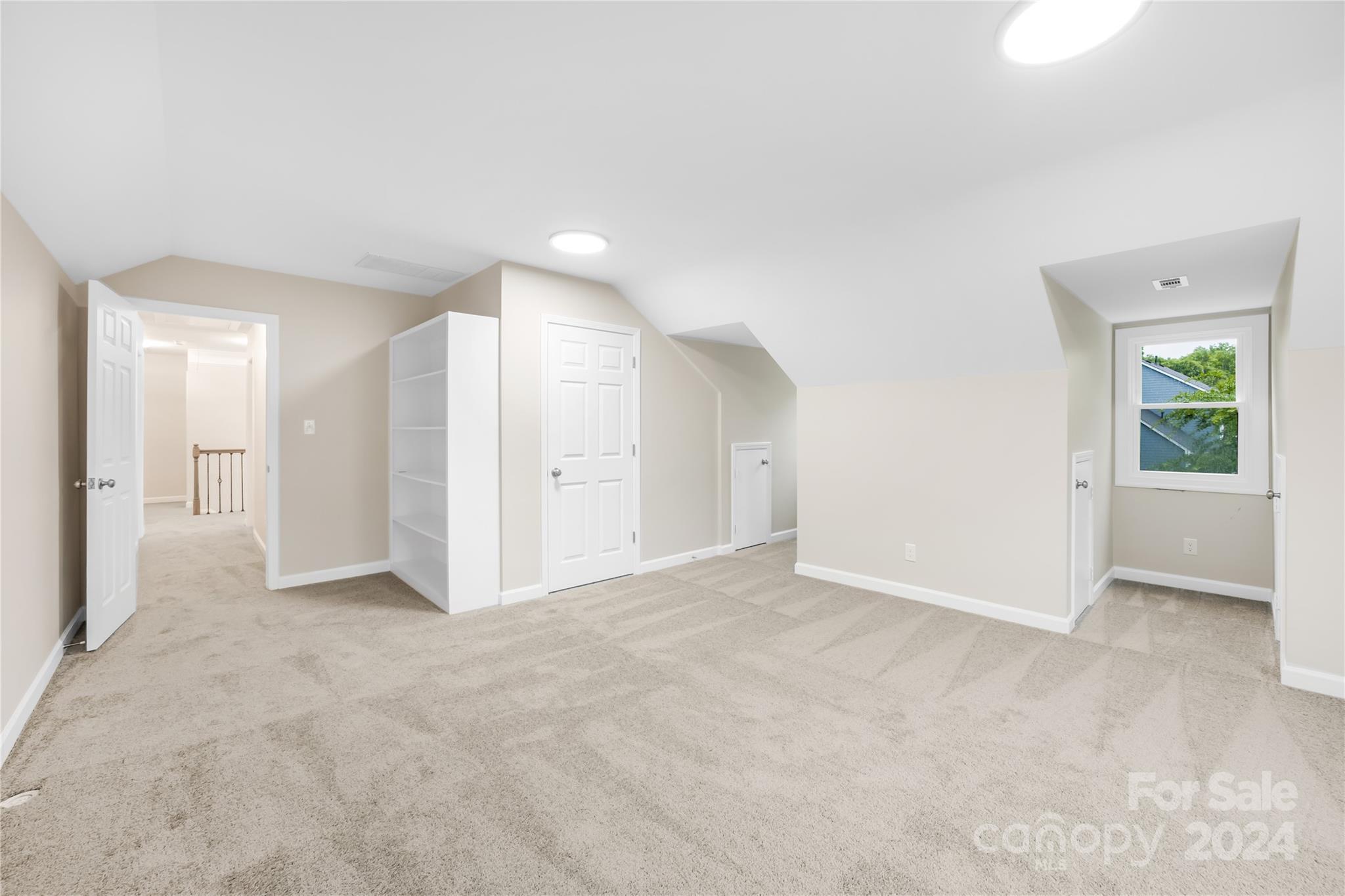 Hunters Gate - Residential